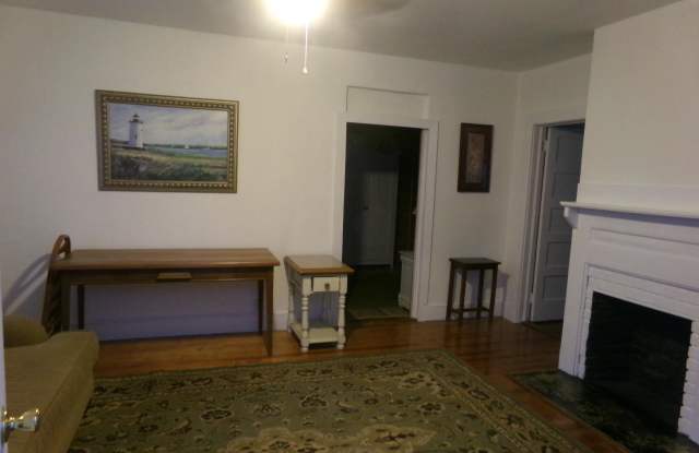 304 E 18th Street photos photos