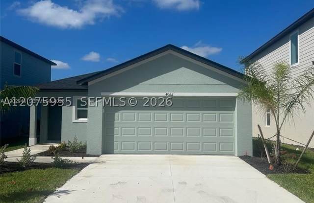 4022 N San Felice Ln Gallery 2