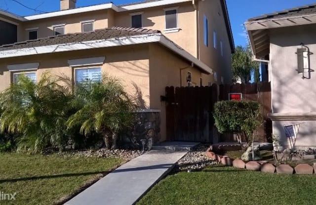 4005 thornhill way - 4005 Thornhill Way, Modesto, CA 95356