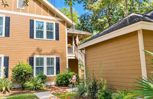 8395 Spring Farm Gate - 1 Gallery 1