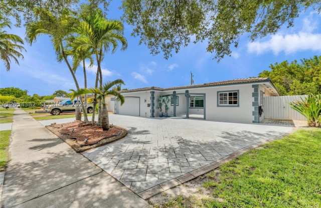 7521 Johnson St photos photos