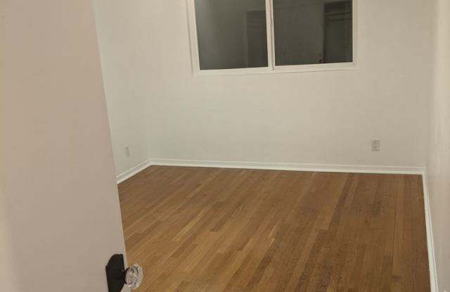 Maison De Glen LLC Gallery 4