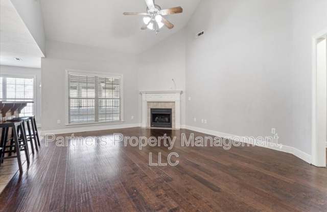 596 North Fox Meadows Lane Gallery 2