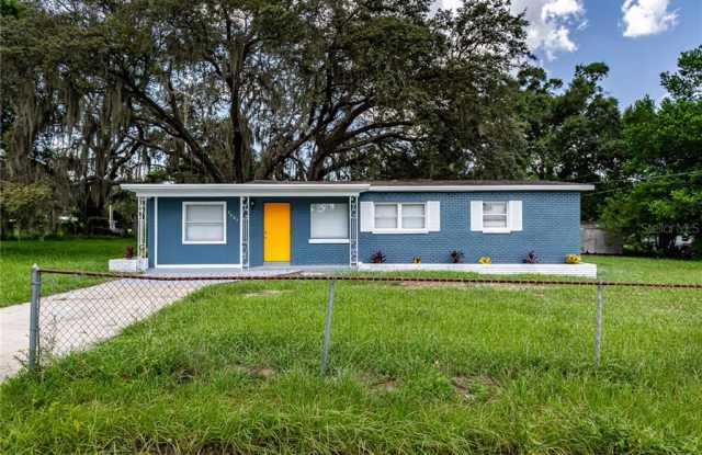 2607 E ANNIE STREET - 2607 East Annie Street, Tampa, FL 33612