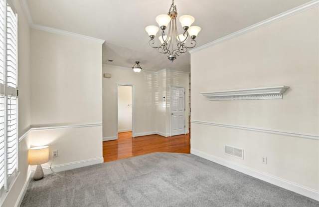 1822 Rue De Montreal Gallery 4