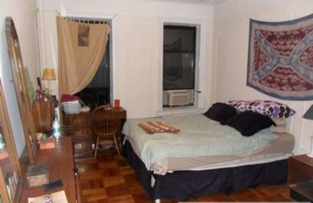 15 Magaw Place photos photos