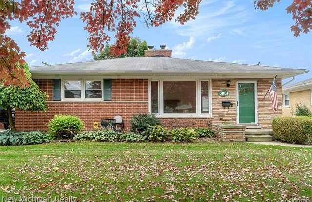 3861 Yorba Linda Boulevard - 3861 Yorba Linda Boulevard, Royal Oak, MI 48073
