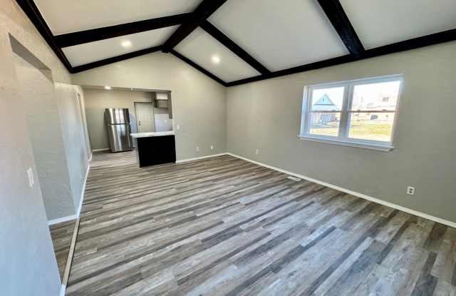 Newly remodeled 3 bedroom 1 bathroom house photos photos