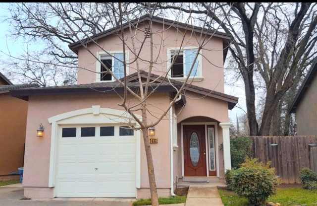 Adorable 3 bedroom 2.5 Bath Unit for Rent Gallery 1
