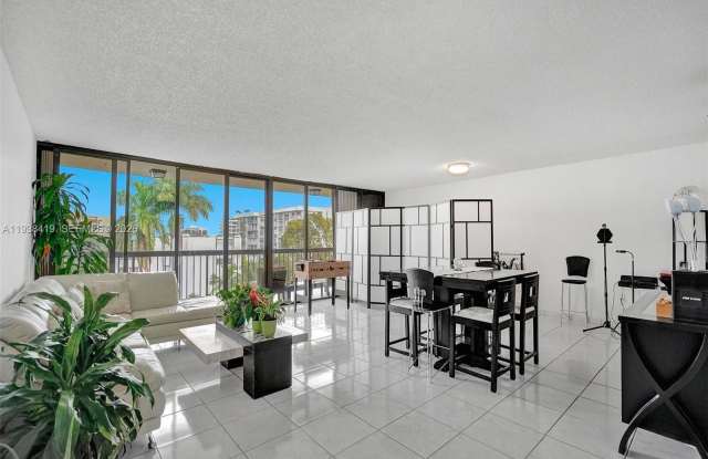 9300 Bay Harbor Ter photos photos