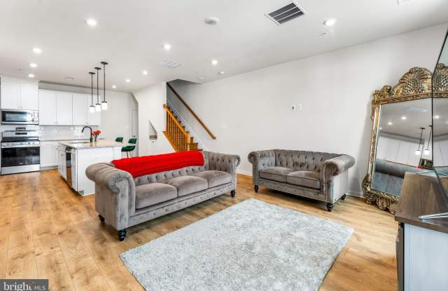 4520 REANEY LN Gallery 4