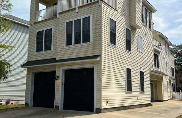 OCEAN PARK - 3705 Pendleton Avenue, Virginia Beach, VA 23455