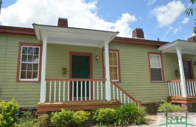 547 E Macon Street - 547 East Macon Street, Savannah, GA 31401
