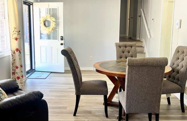 6973 Kimberland Gardens Lane Gallery 2