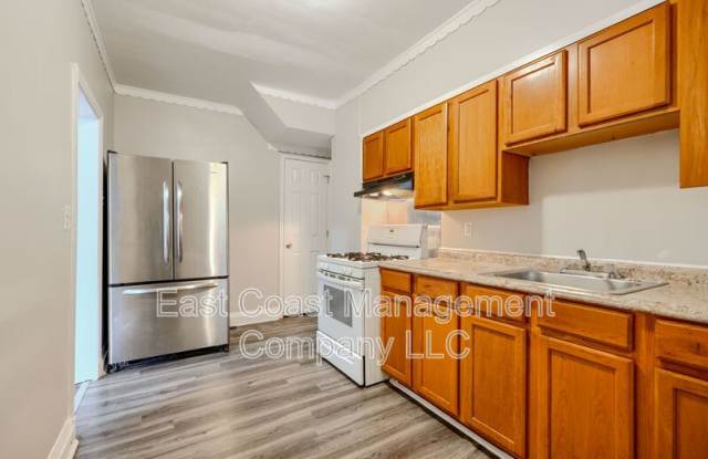 2525 Boarman Ave photos photos