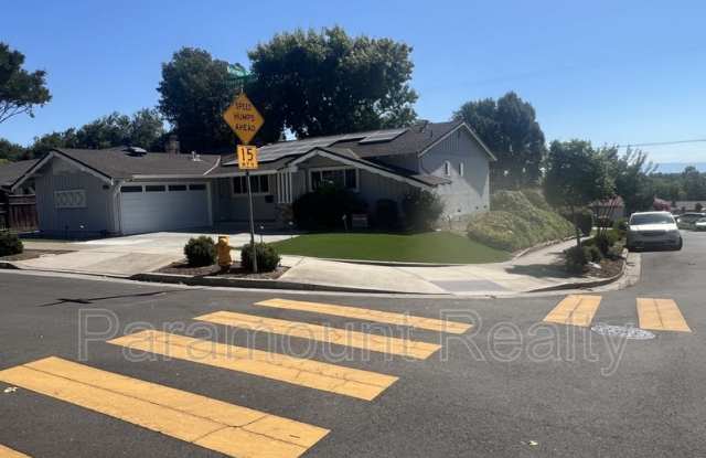 30407 Treeview St Gallery 3