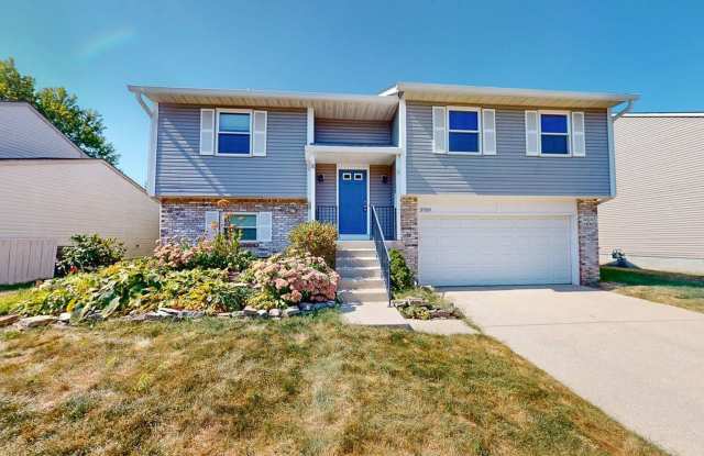 5709 Nike Drive photos photos