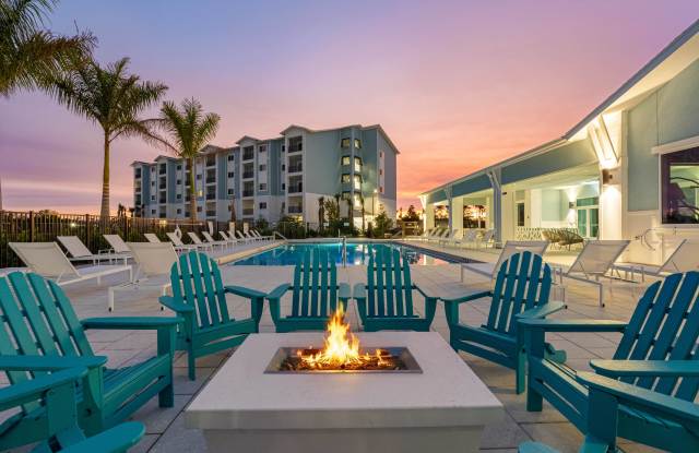 Sunny Cove photos photos