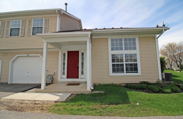 218 Acorn Drive - 218 Acorn Drive, Streamwood, IL 60107