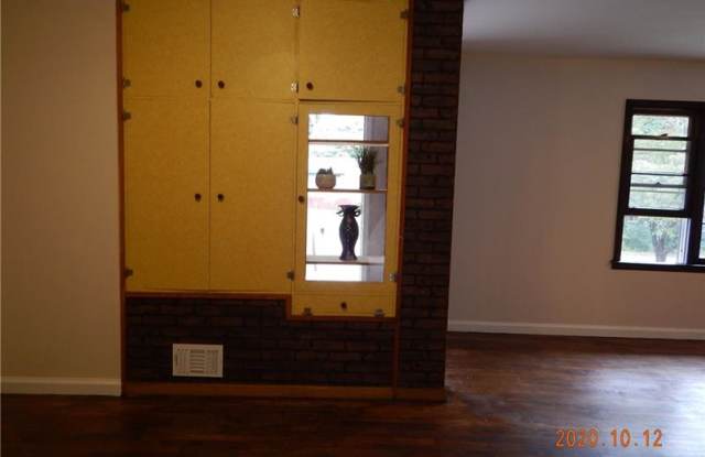 2116 Warren Drive Gallery 4