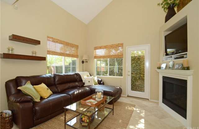 209 Cherrybrook Lane Gallery 4