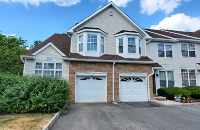 39 Gallop Ln - 39 Gallop Lane, Six Mile Run, NJ 08873