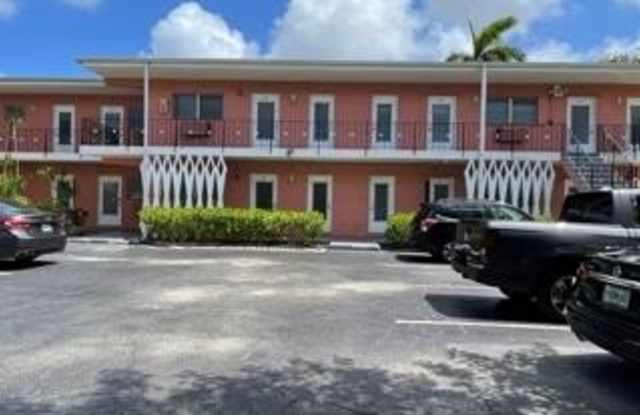 1560 NE 127th Street unit: 113 photos photos