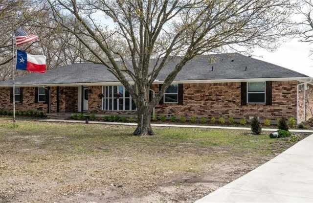 4604 Sachse Road Gallery 2