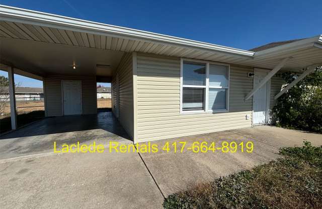 3 BEDROOM 2 BATHROOM HOUSE FOR RENT - 1201 Lake Drive, Lebanon, MO 65536