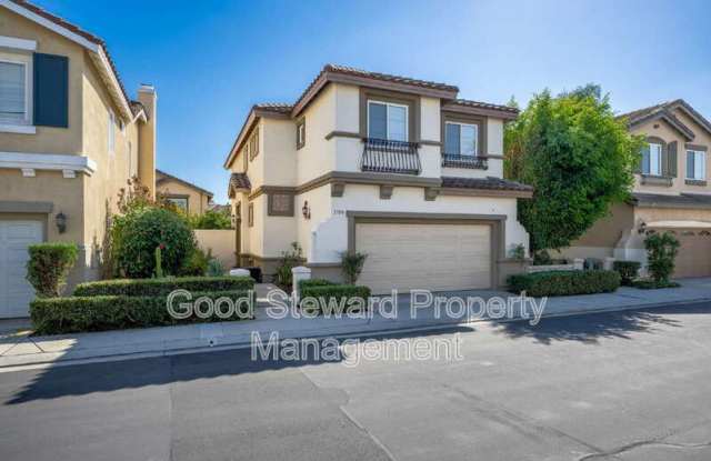 1760 Taylor Ln Gallery 1