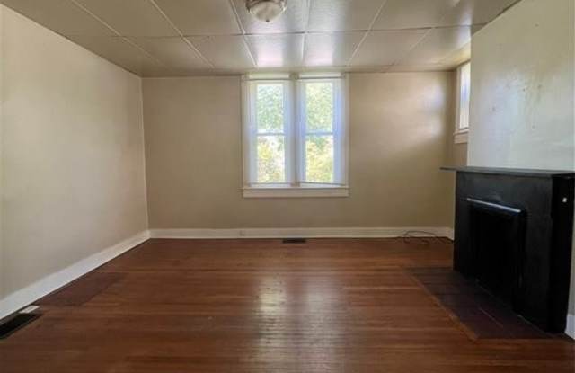 209 North State Avenue Gallery 3