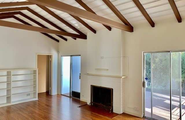 1675 Las Flores Avenue Gallery 3