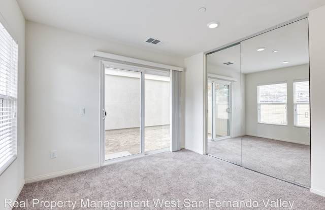 9140 Ballard Drive Gallery 3