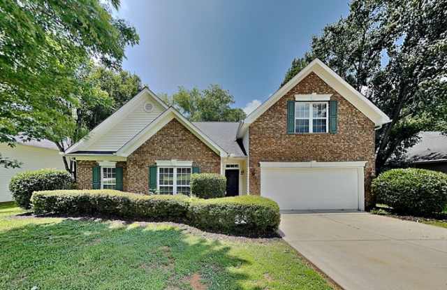 3601 Straussburg Woods Lane Gallery 1