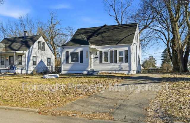 1582 Vendome Drive South photos photos