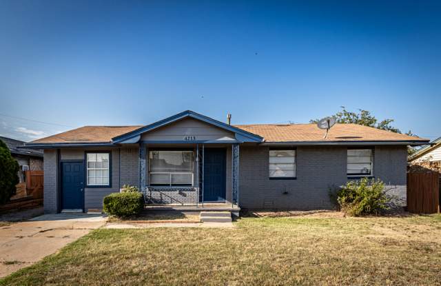 4213 Southwest Summit Avenue photos photos
