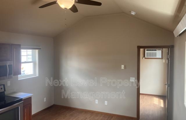 111 East Cottonwood Drive - 2 Gallery 3
