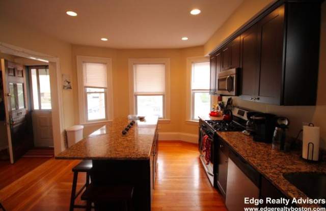 31 Montcalm Ave. Gallery 3