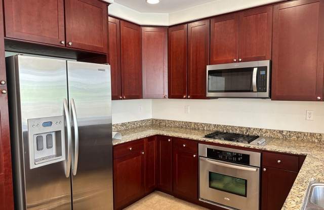 Beautiful Tri-level 3 Bedroom, 3 Bath Townhouse in Midtown area of San Jose Gallery 3