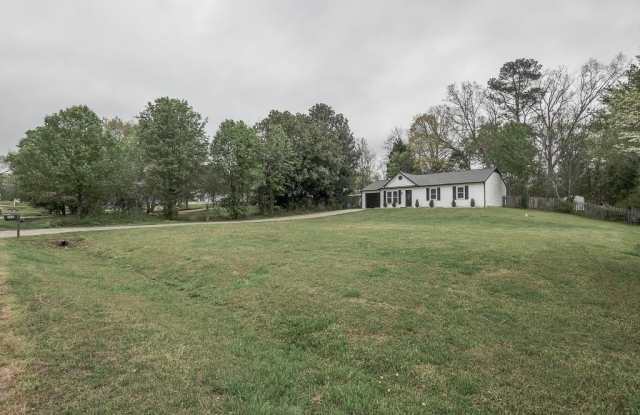 356 Meadow Trace Drive Gallery 4
