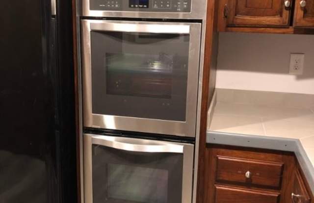 4935 E. Colorado Street Gallery 4