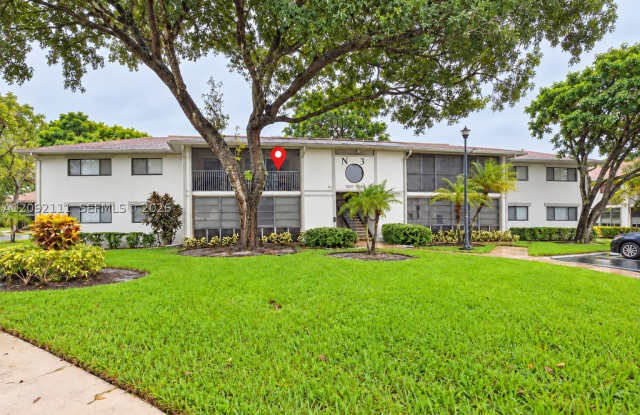 10951 W Clairmont Cir Gallery 1