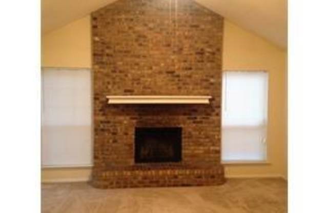 1435 Palmnold Circle West Gallery 2