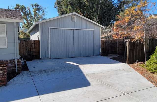 4130 Crestview Dr. Gallery 3