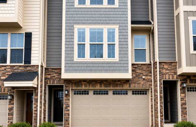 Modern Luxury Townhome Near Downtown Greenville photos photos
