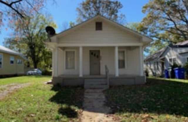 314 Simpson Street - 314 Simpson St, Florence, AL 35630