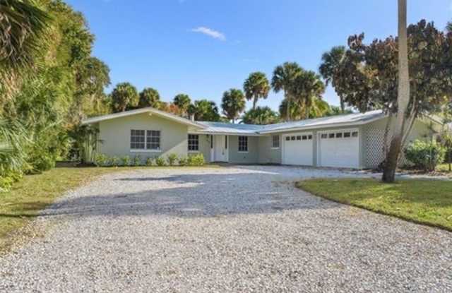 2 Bedroom 2 Bath Pool Home for Rent photos photos 2 Bedroom 2 Bath Pool Home for Rent photos photos
