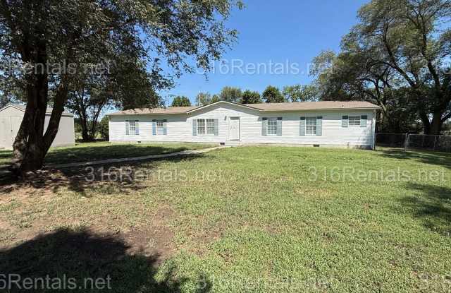 $1695 - **COMING SOON** 4 bedroom / 2 bathroom - Haysville Single Family Home Gallery 3