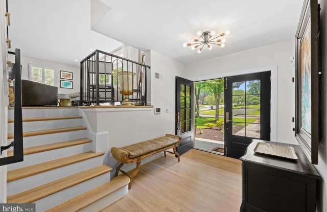 6401 CRANE Terrace Gallery 4