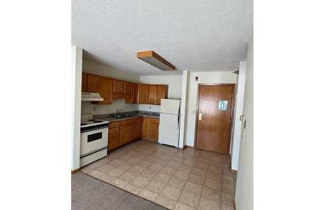 1000 1st Street Southeast - 15 photos photos